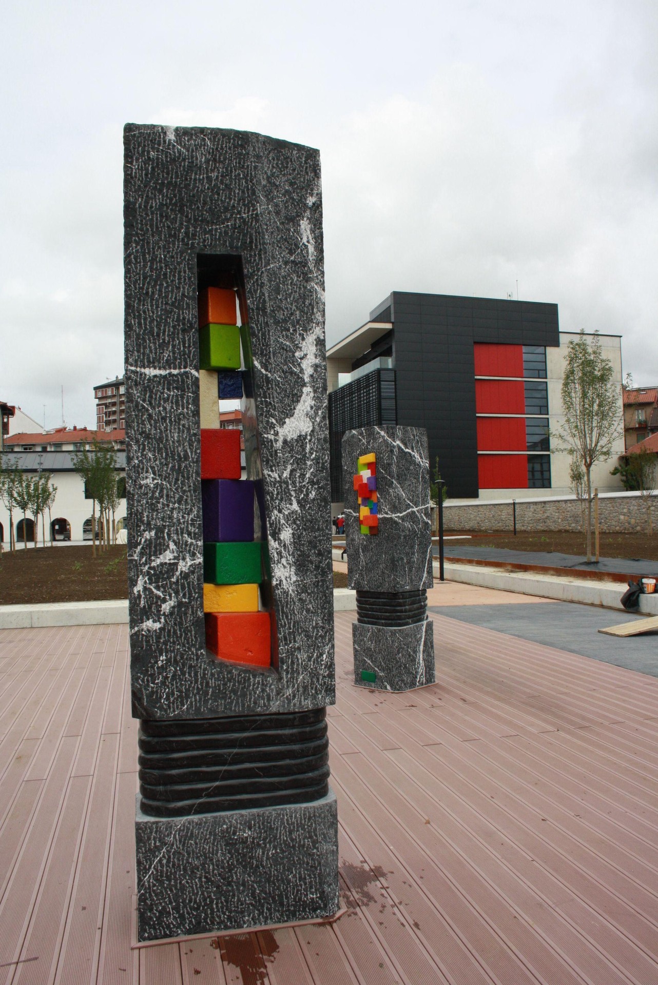 Memoria eguna ospatuko dute bihar, Askatasunaren parkean