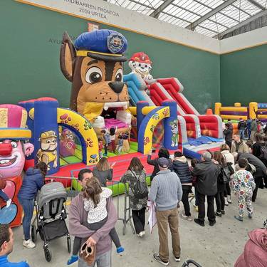 Inauteri astelehena: haurrentzako parkea