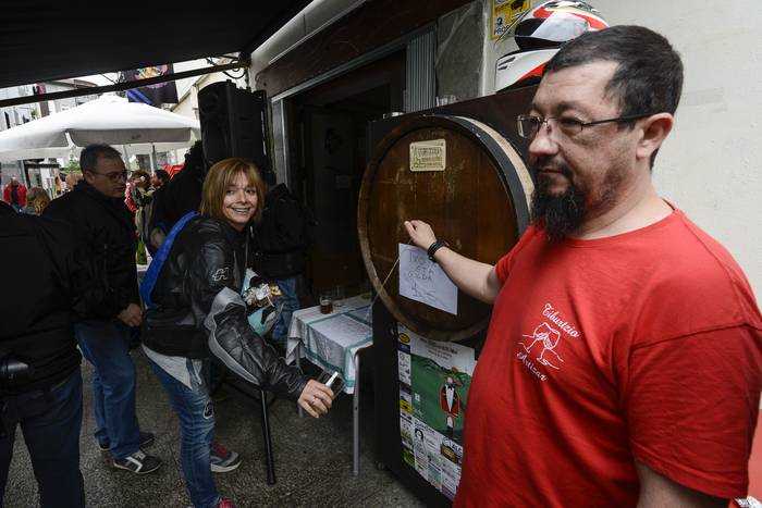 Motorren rallya: bazkaria