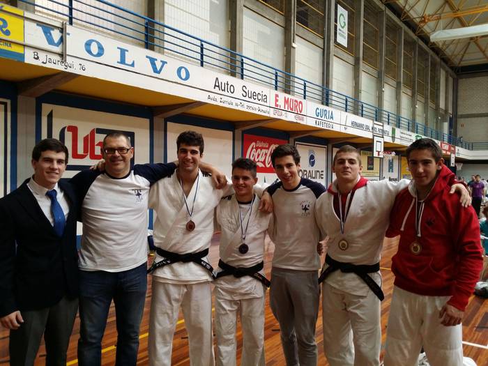 LOKEko judokek zazpi domina lortu dituzte Euskadiko eta Gipuzkoako txapelketetan