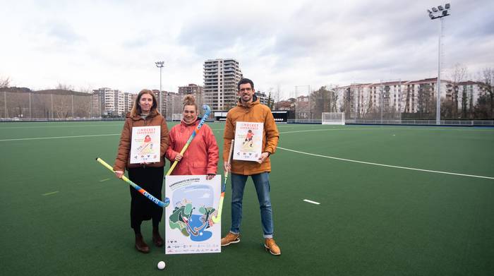 Txapelketa eta erakustaldi bana egingo dituzte belar hockeya herrian ikusarazteko