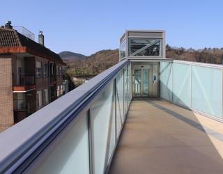 Gaurtik erabilgarri dago Goikale eta Kale Nagusia lotzen dituen igogailua