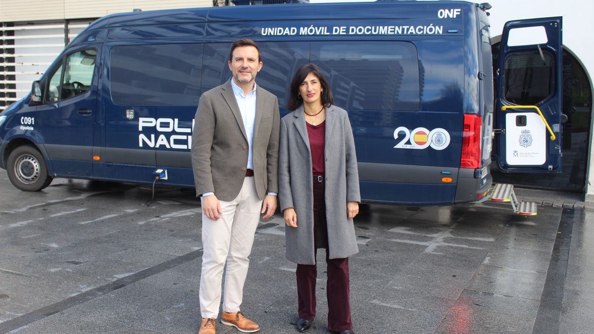 NANa eta pasaportea egiteko edo berritzeko zerbitzu mugikorra indartuko dute