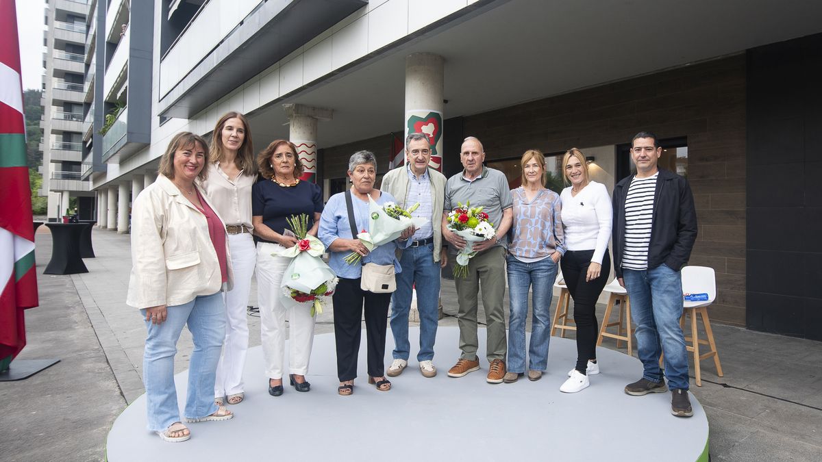 Izan direna gogoratzeko eta izango direna eraikitzeko lekua inauguratu du Lasarte-Oriako EAJk