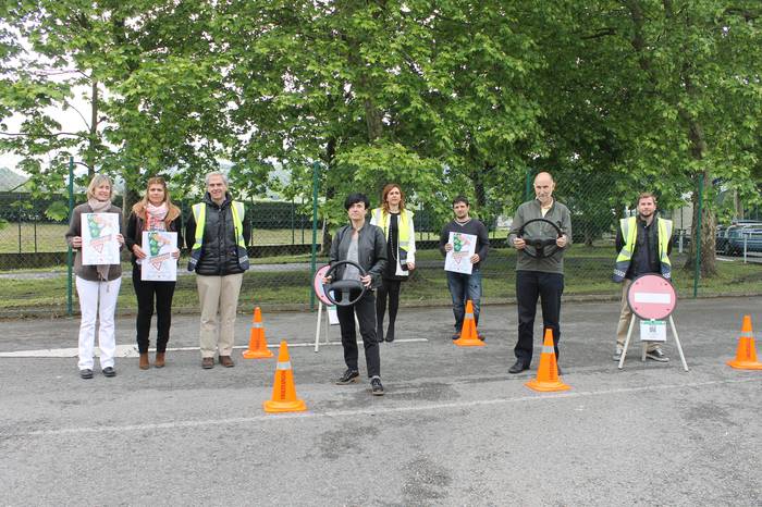 Gidabaimena euskaraz Buruntzaldeako autoeskolatan