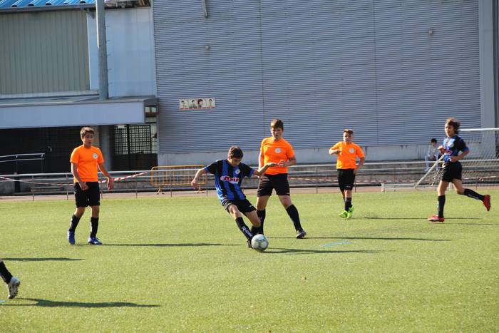 Infantil mailako taldeek denboraldiari hasiera eman diote