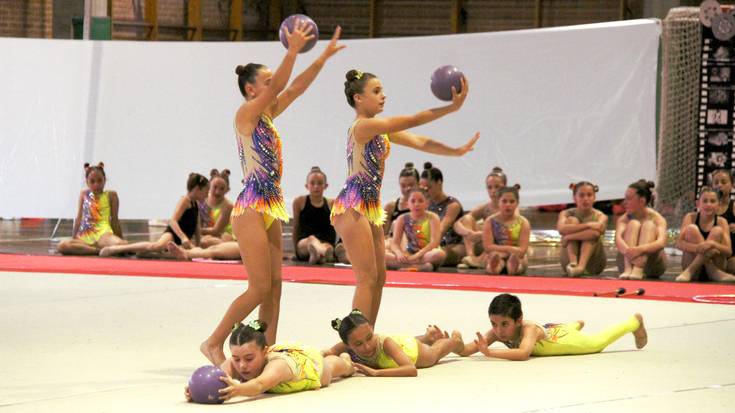 LOKEko adin guztietako gimnastak lanean dira