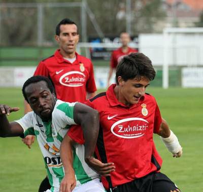 “Goi mailako futbola oso zaila da eta profesionala izateko aukerak, oso gutxi”