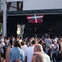 Zabaletako jaiak: goxorraketak, buruhandiak eta festetako dantzak