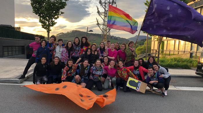 Sorginen kilometroa elkarrekin egiteko deia egin dute