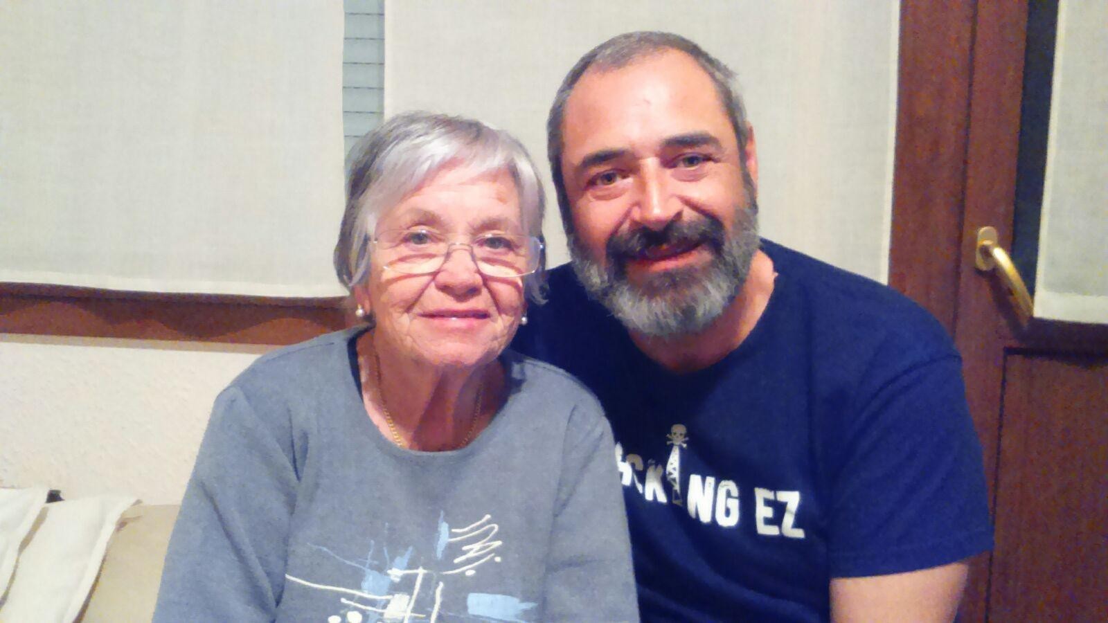 Toñi Ruiz eta Mikel Gallaga: "Preso gutxiago daude, baina ez dugu gutxiago sufritzen"