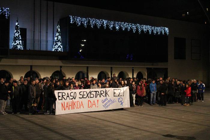 Lasarte-Orian eraso sexista bat gertatu dela salatu dute