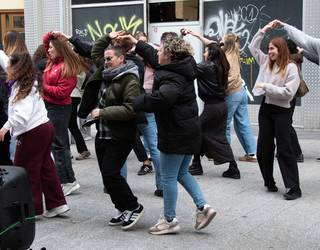 Salsa batxatarekin amaitu dute eguna