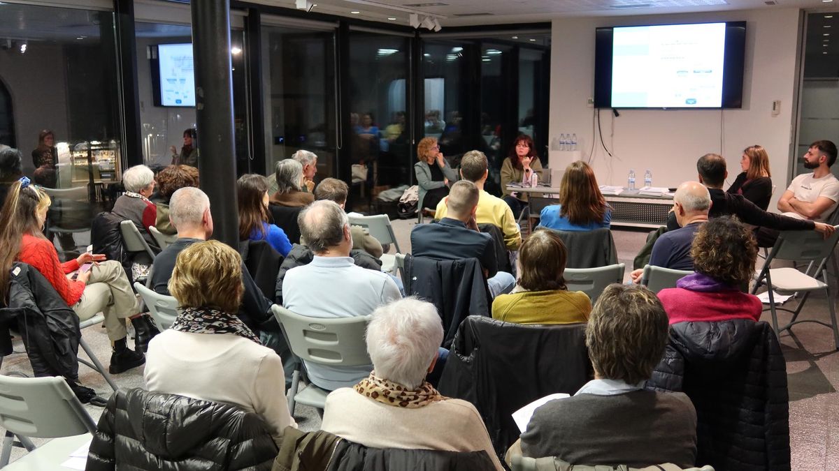 Osasun politikak eta zaintza udaletatik ere landu daitezkeelako