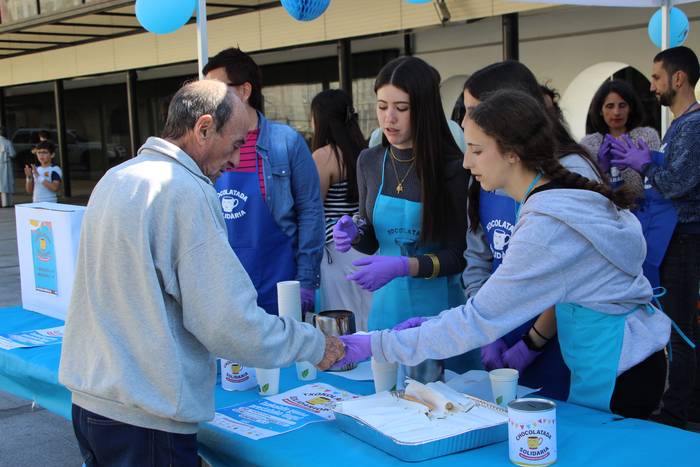 Txokolatea eta bingoa, haurren minbizia ikertzea sustatzeko