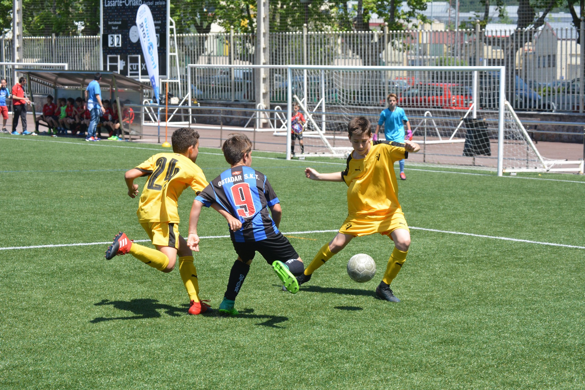 Ekainaren 23ra arteko epea futbol eskolan izena emateko