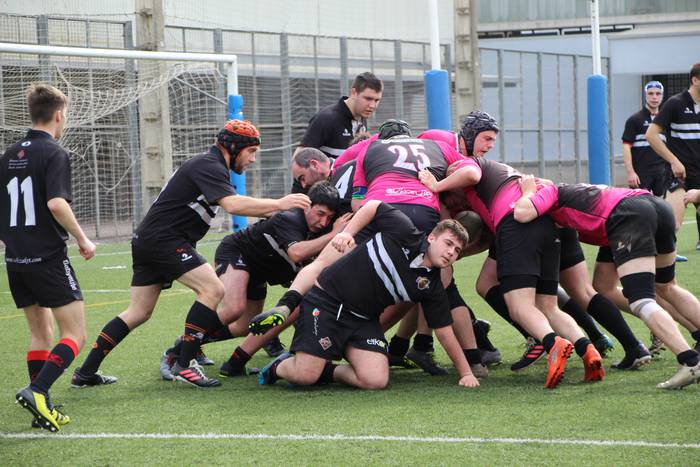 Errugbi taldeek aurkako emaitzak izan zituzten Ohorezko B mailan zein Euskal Ligan