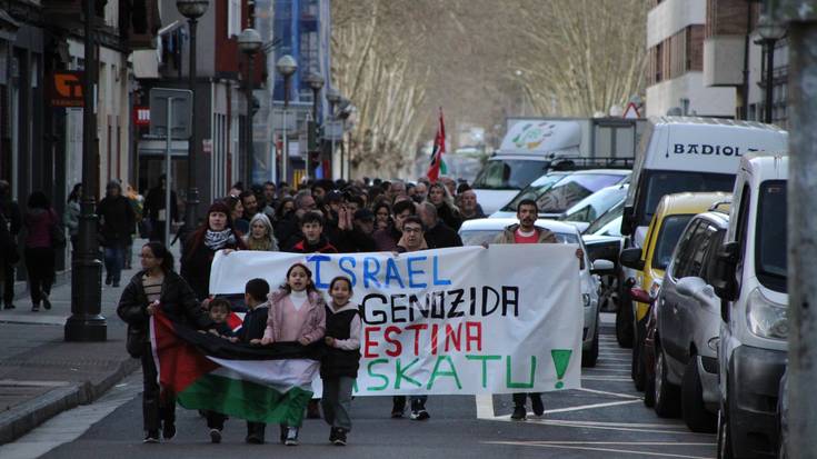Palestinaren alde manifestatuko dira ostiralean