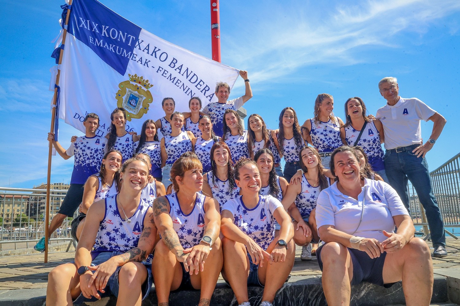 Donostia Arraun Lagunak-ek, bosgarren Kontxako bandera Lugañenera