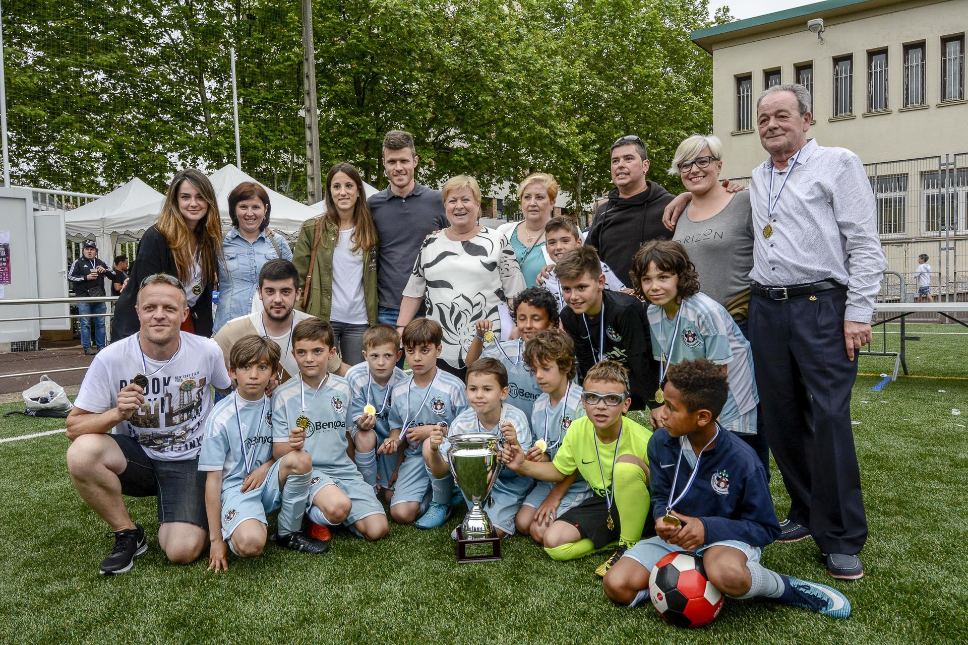 Familia handi bat Michelinen