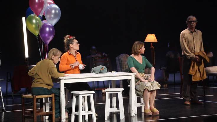 'Mi hijo solo camina un poco más lento' antzezlana kultur etxean