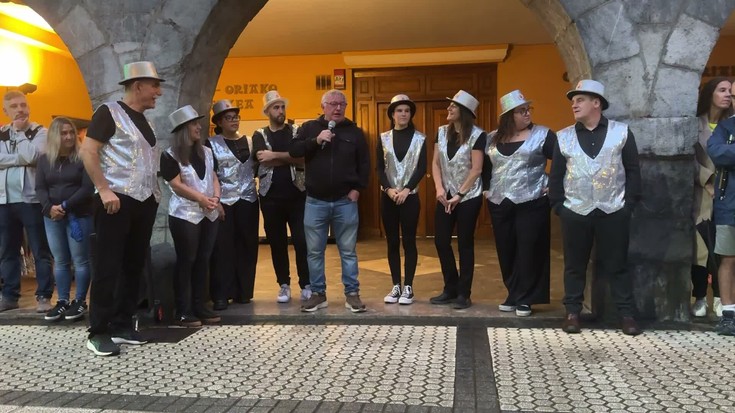 Maratoiaren sortzaileetako bat, Agus Mujika, hasiera ekitaldian izan da