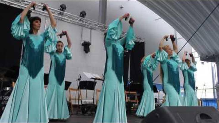 Danborren ostean dantza flamenkoak izan dira protagonista, Zambra taldearen eskutik