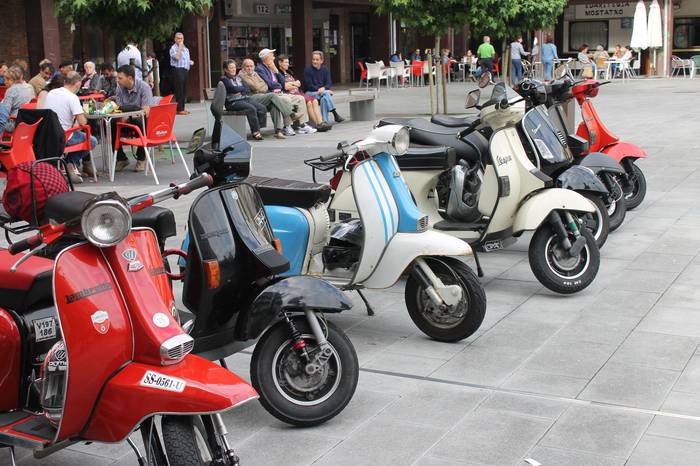 Vespa eta Lambretta rally ikusgarria