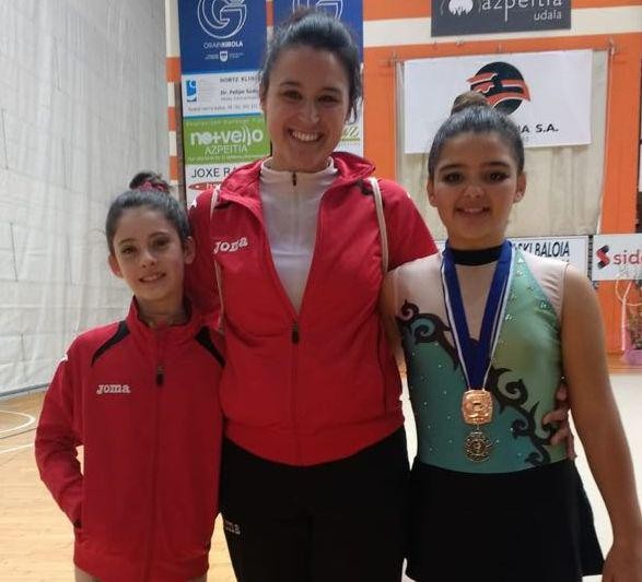 Bi domina lortu ditu Aitana Molano gimnasta gazteak