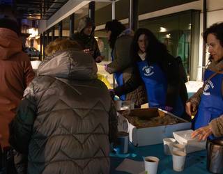 Txokolate jan solidarioa egin dute, Okendon