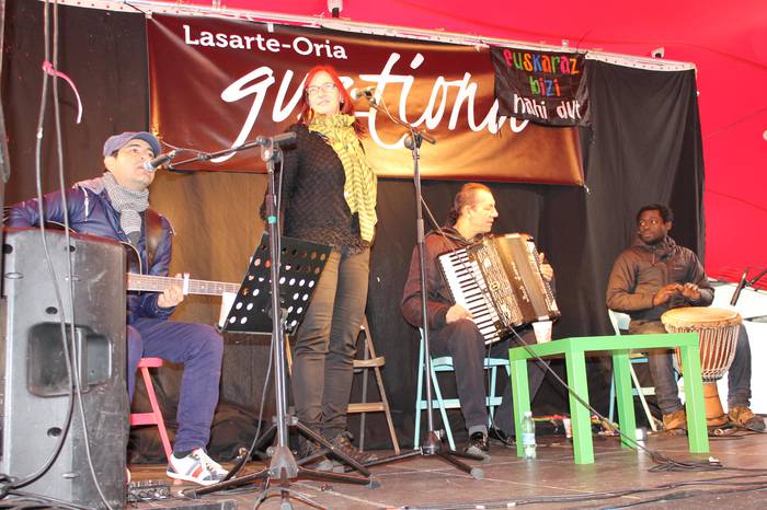 Aniztasuna saretzen