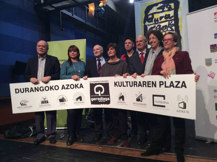 245 erakusmahai, 150 ekitaldi eta 500 sortzaile aurten Durangoko Azokan