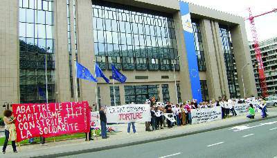 Euskal preso politikoen egoera 
salatu du Etxeratek Bruselan