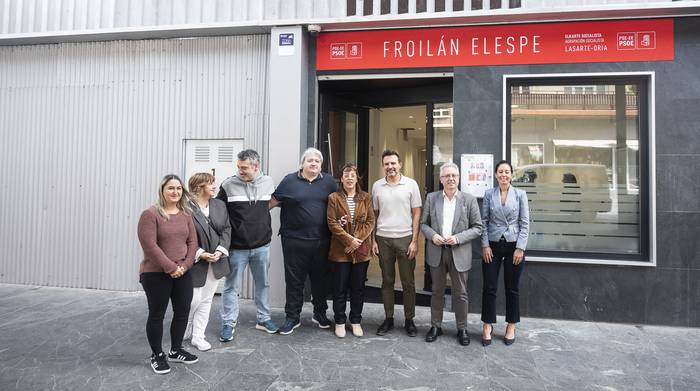 "Entzute aktiboa" praktikan jarri dute herriko etxean