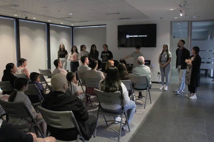 'Ibaiaren beste aldean' erakutsi diete herritarrei