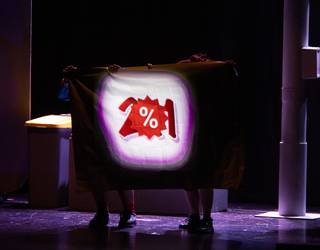 'Semaforoa' antzerkia eskaini dute