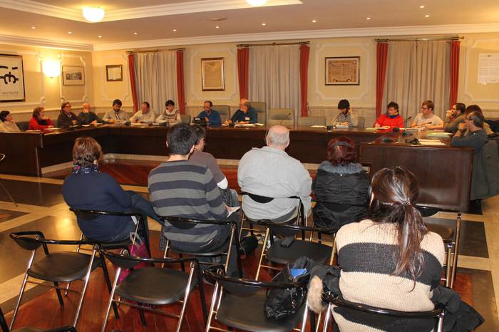 PSE-EEren mozioa, onartuta