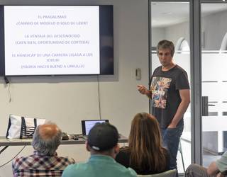 Lehendakariz aldatzeak EAJ alderdiaren barruan mugitu duena ikertu du