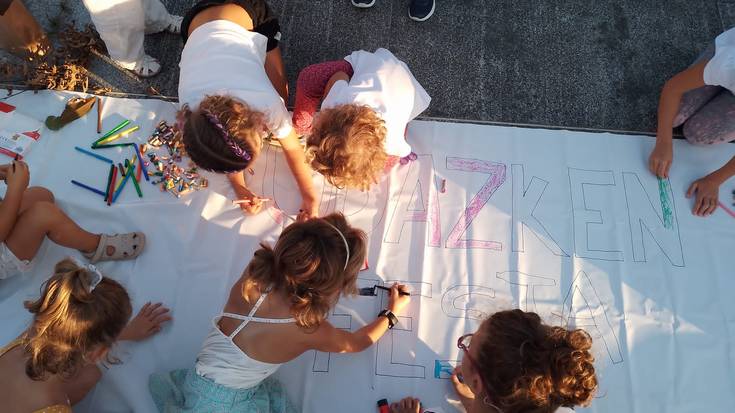 Udazken festa egin dute Zabaletako auzotarrek