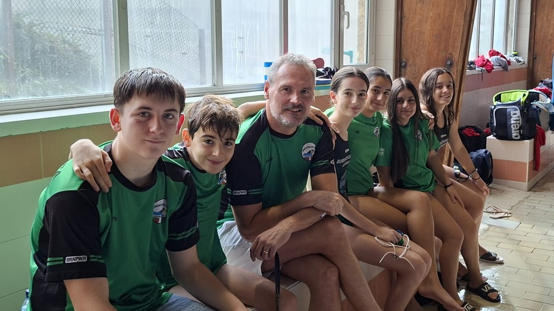Buruntzaldea IKTko igerilariek markak ontzen hasi dute Liga
