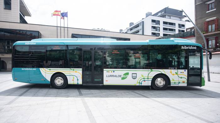 Lurraldebus-en geltoki batzuetan aldaketak egin dituzte N-1 errepideko lanengatik