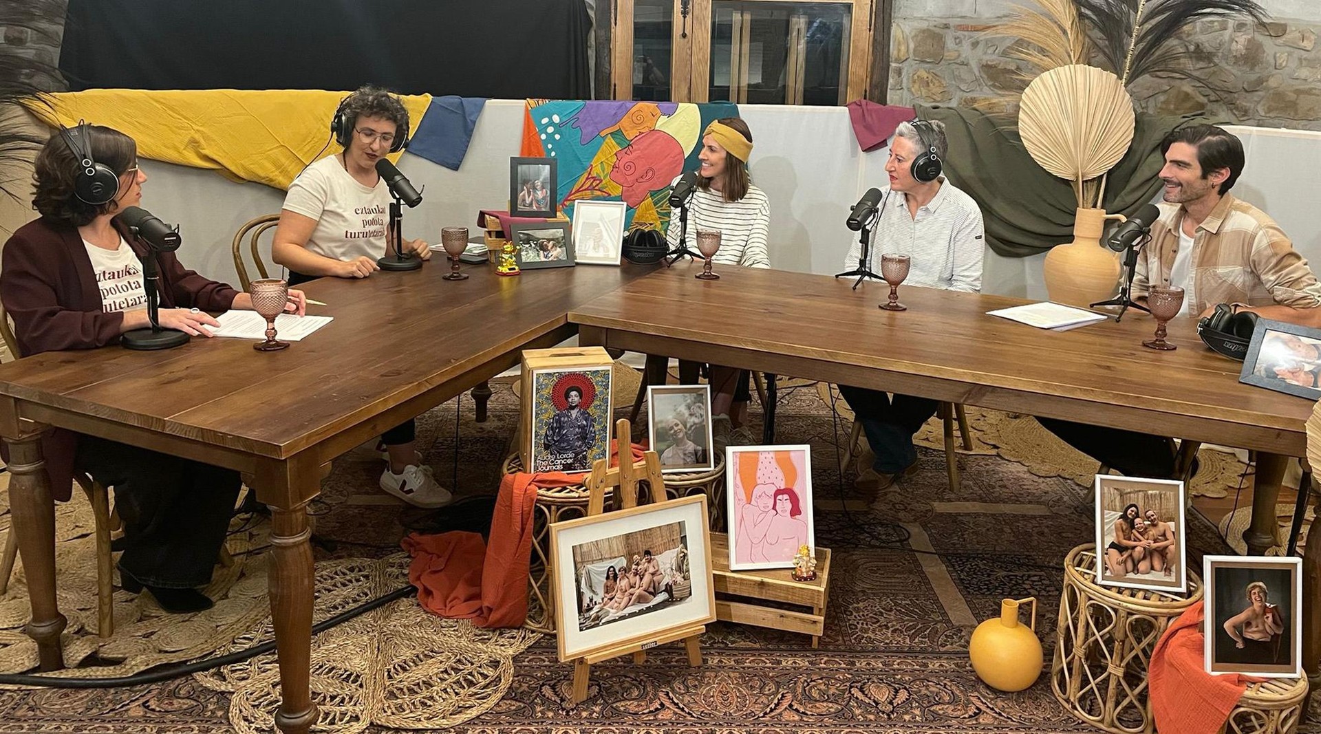 'Dragón Cáncer' podcastaren zuzeneko saioa, gaur kultur etxean