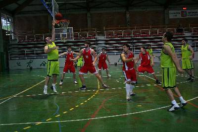 Ainhoa saskibaloi taldeak fase berriari egingo dio aurre