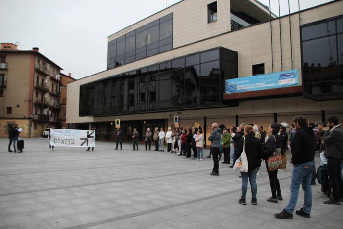 Salbuespen neurriak gaitzetsi, eta preso politikoak gogoratu dituzte Azken Ostiralean