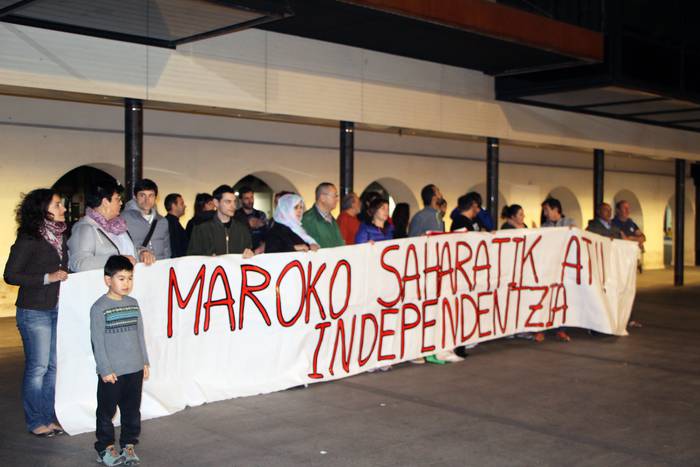 Mendebaldeko Saharari elkartasuna adierazteko elkarretaratzea, gaur arratsaldean Okendon