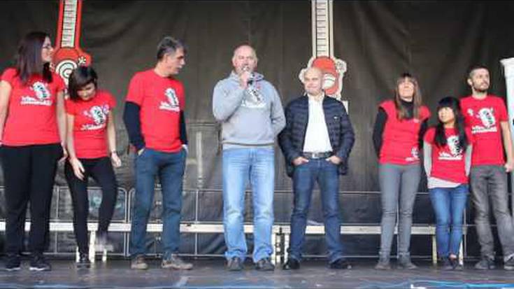 Ttakun Kultur Elkartearen eta Udaleko ordezkarien hitzak 