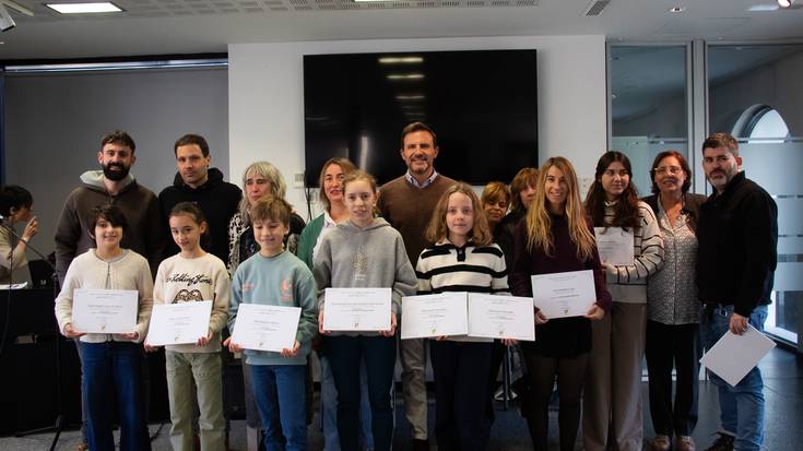 Aurtengo literatur lehiaketen sariak banatu dituzte