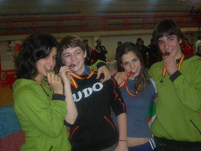 Herriko judoken asteburu oparoa