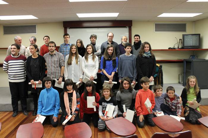 Literatura lehiaketa abian