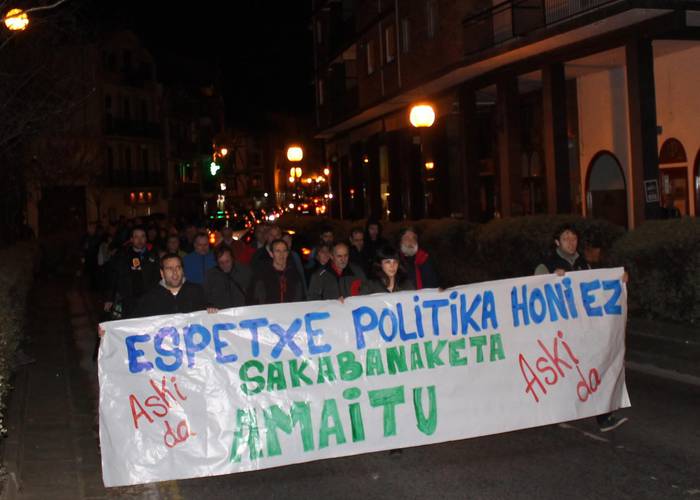 Espetxe politika eta presoen sakabanaketaren aurkako manifestazioa